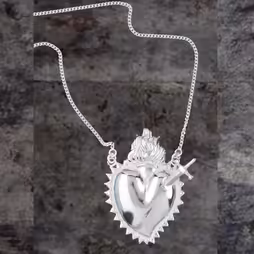 Necklace with silver votive heart
