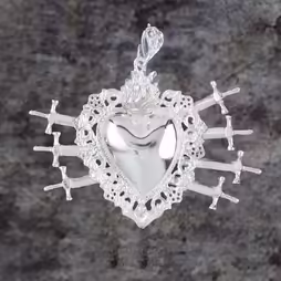 Ciondolo cuore cuore trafitto