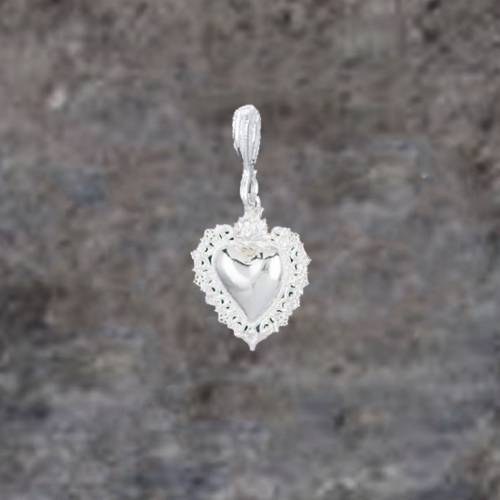 Small votive heart pendant