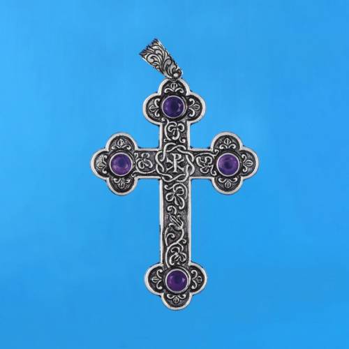 Croce con pietre