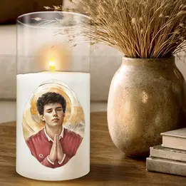 Battery-Powered Candle with Moving Flame Effect