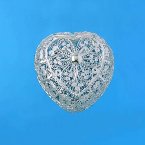 Rosary case with heart shape