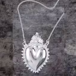 Girocollo con cuore votivo