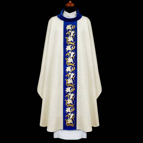 Marian chasuble in woven fabric