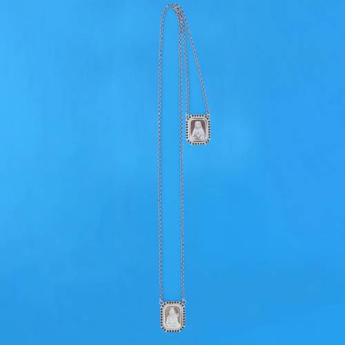 Necklace with cameo