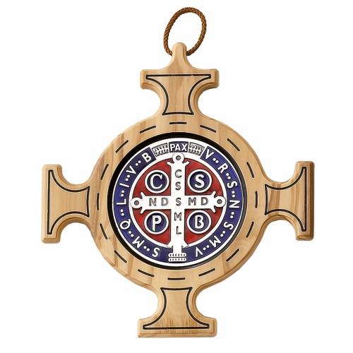 Croce in ulivo con medaglia San Benedetto