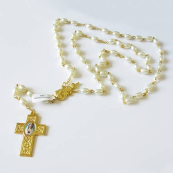 Libretto "Nostra Signora di Fatima novena" confezionato con rosario